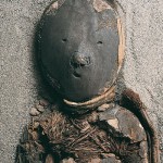 Detalle-momia-Estilo-Negro.-5000-3000-a.C_www.uta_.cl_